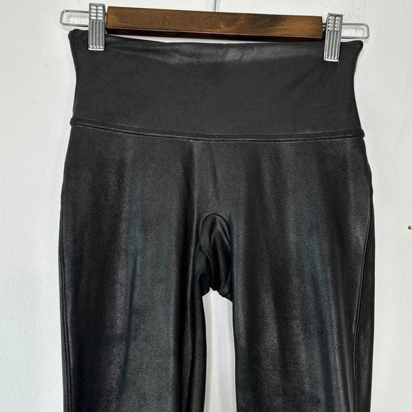 Spanx Faux Leather Leggings Size S - Picture 3 of 10